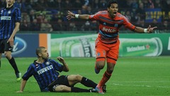2012.3.13.cl-inter-v-Marseille-brandao-goal1