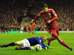 Liverpool-v-Everton-Luis-Suarez